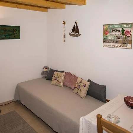 Ifigenia Cheerful And Cosy Entire With Patio!